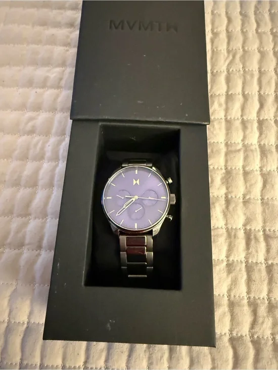 MVMT Men's Silver Bracelet Watch with Purple Pearl Dial