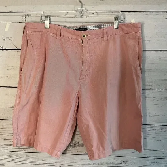 Banana Republic Flat Front Short Men's Sz 38  Red White‎ Emerson Chino