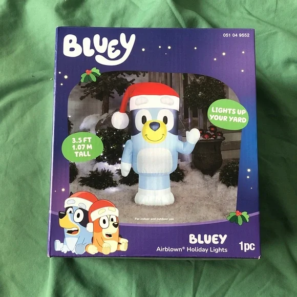 BLUEY In Santa Hat 3.5ft Inflatable Holiday Light