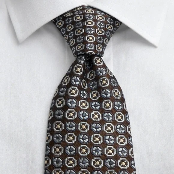 Men's 3.5 Inch Silk Tie Brown Blue Geometric‎ Medallion Italy Luxury Preppy