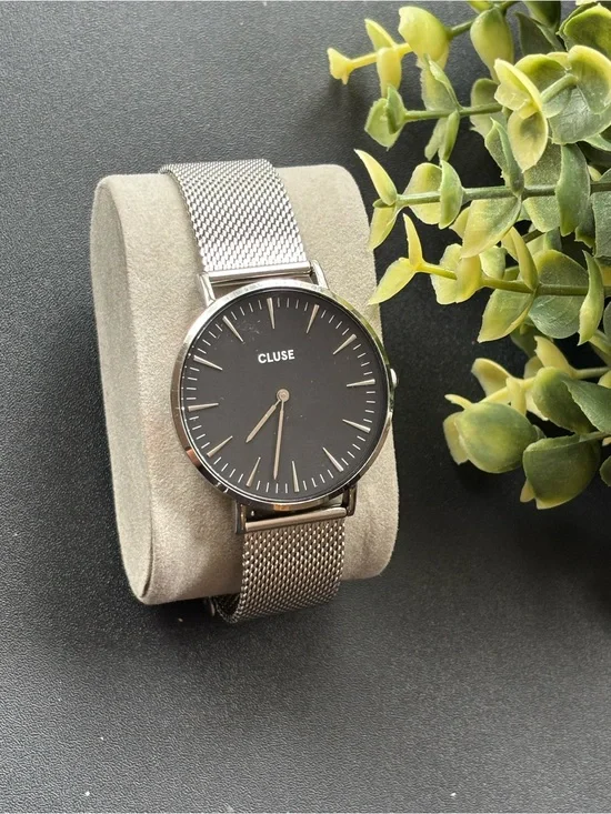 Men's Silver Mesh Bracelet Watch with Black Dial