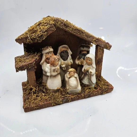Vintage Miniature Nativity Scene‎ Rustic Wood Moss Stable Ceramic Figures 5.5in
