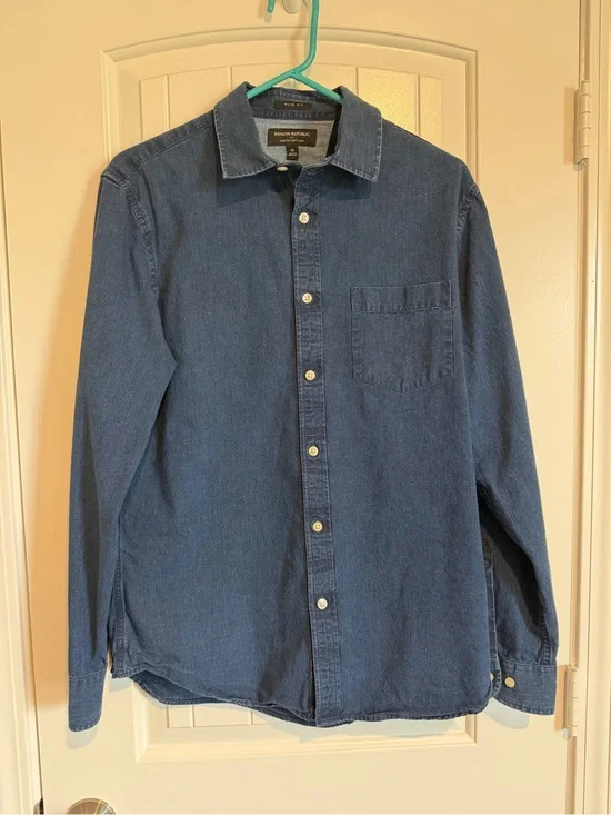 Banana Republic Men's Indigo Blue Denim Button-Down Shirt