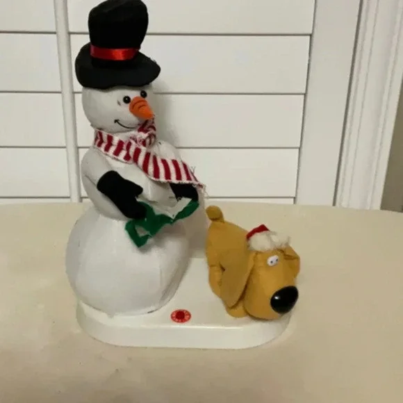 Snowman &Dog
