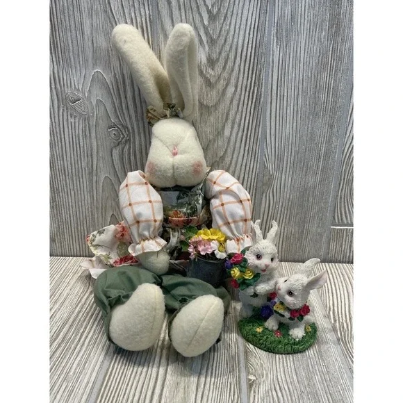 VTG Easter Bunny Shelf Sitter Rabbit Ceramic Head Hands + Ceramic Bunnies Figure