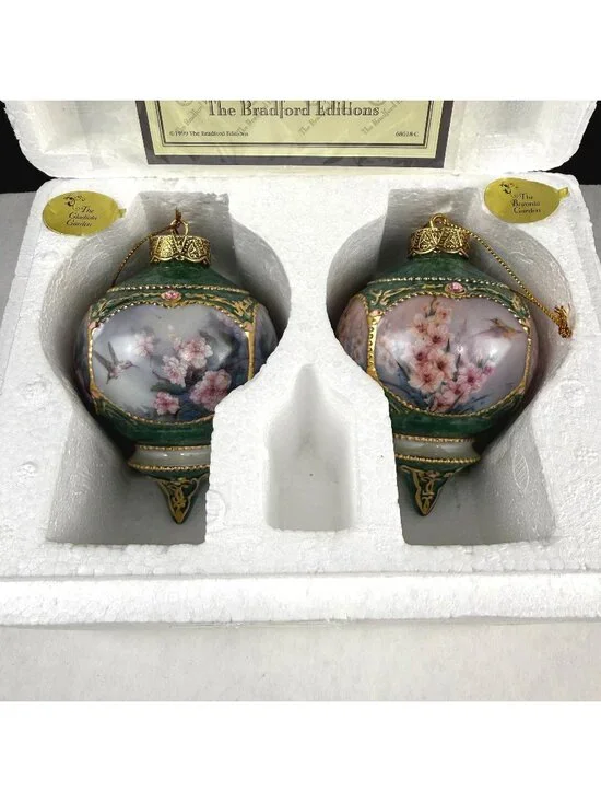 Vintage 1999 Lena Liu's Hummingbird Ornaments Gladiola and Begonia Garden