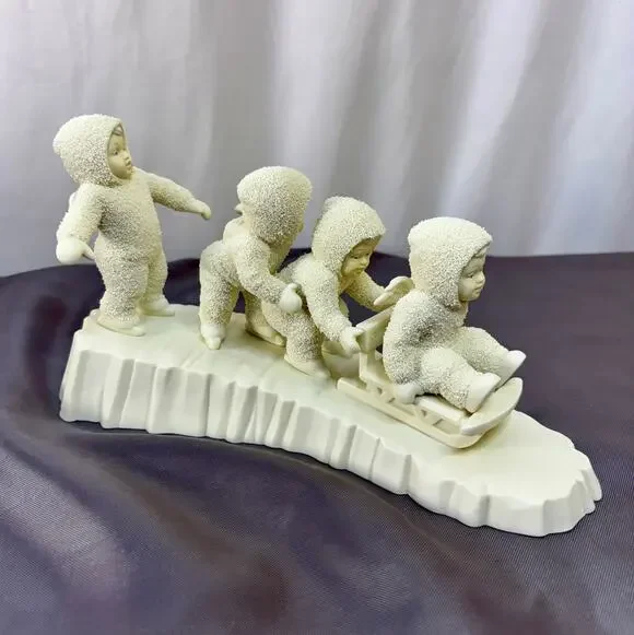 Dept 56 Snowbabies I'm Right Behind You Figurine Sculpture 68527 Original Box