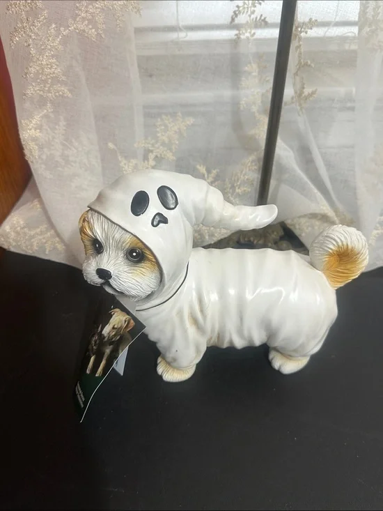 Humane world for animals Halloween Shih Tzu ghost decor