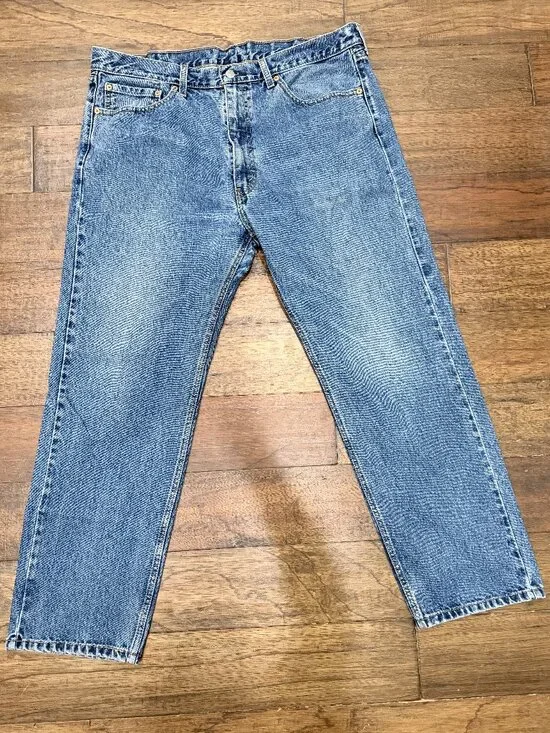 Levi’s 505 Regular Fit Jeans Men’s W40 L30 Medium Wash Straight Leg 100% Cotton