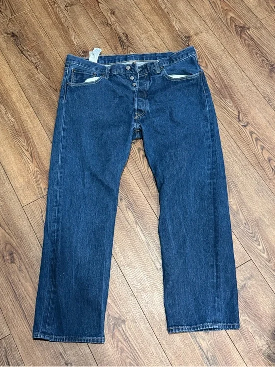 Levi's Relaxed Fit Dark Blue Jeans