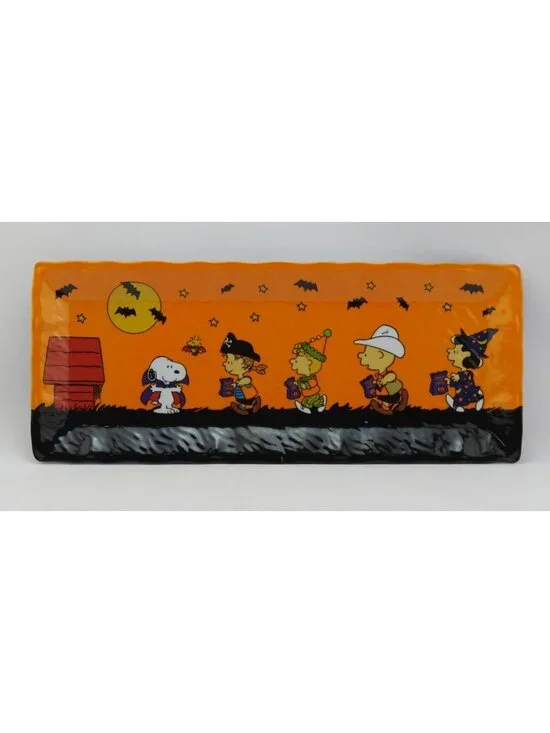 New Peanuts Snoopy Charlie Brown & Gang Halloween Melamine Serving Tray 19