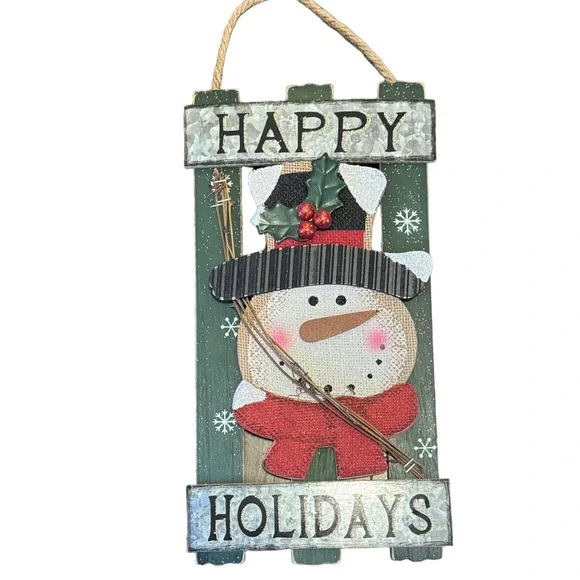 Festive Rustic Snowman Indoor/outdoor Wall Decor with Red and Green Accents