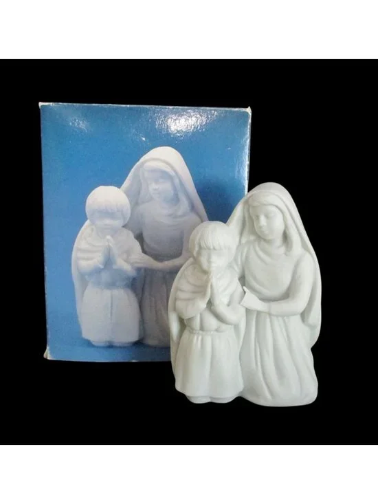 Vintage Avon Nativity Figurine: Children in Prayer Porcelain 1991 Original Box