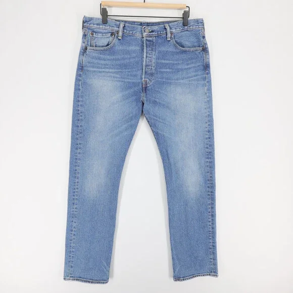 Levis 501 Jeans Mens 34x32 Blue Medium Wash Straight Leg Button Fly Stretch