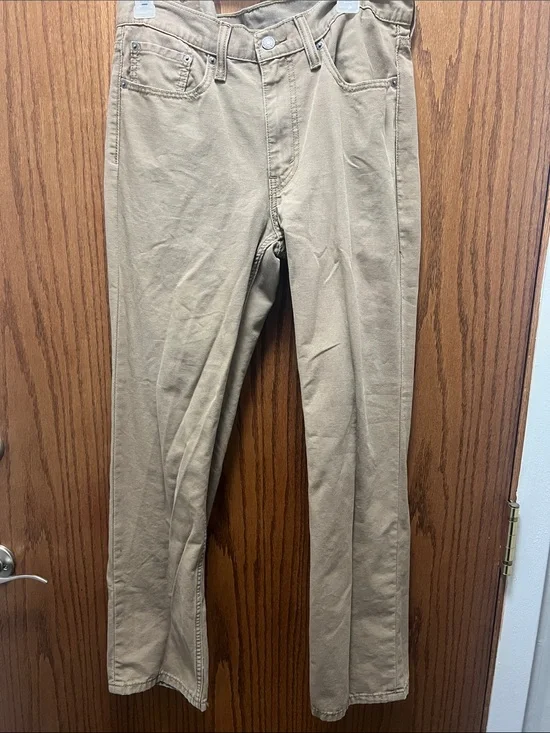 Levi's Straight-Leg Khaki
