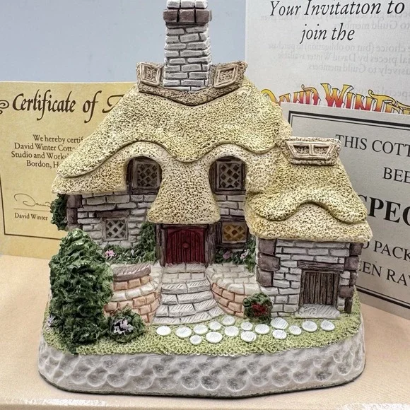 Vintage David‎ Winter Glebe Cottage Miniature Figurine 1993 Village House w/ Box