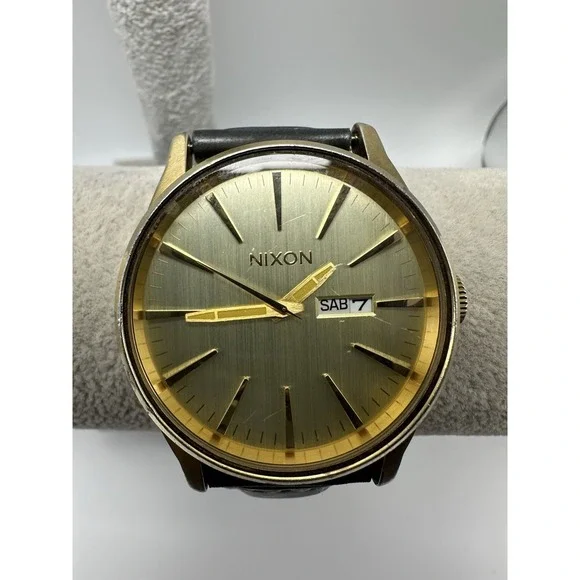 Nixon The‎ Sentry Never Be Late New Battery Mens Watch 42MM 8