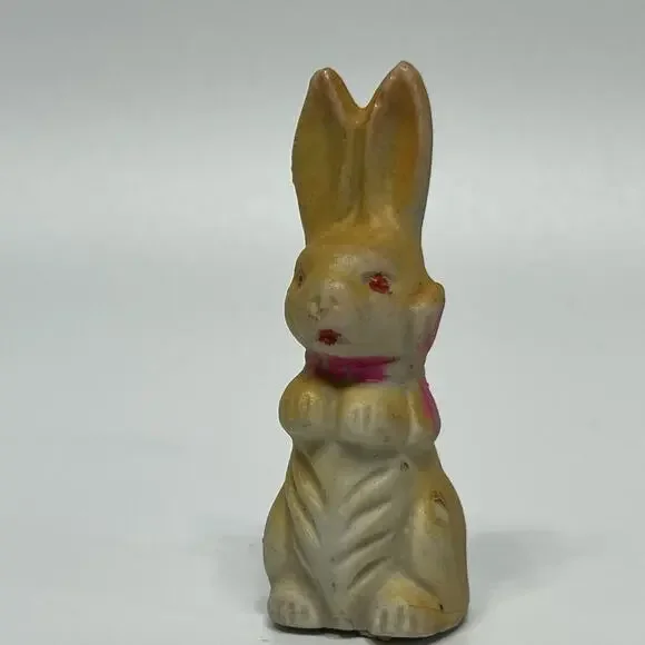 Vintage Bisque Porcelain Bunny Rabbit Figurine 3.5