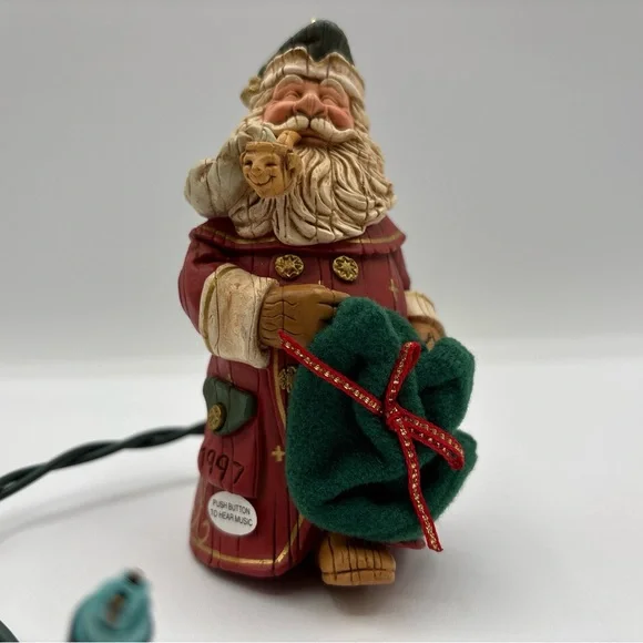 Hallmark‎ Keepsake Ornament 1997 Santa’s Secret Gift Handcrafted Old-World Santa