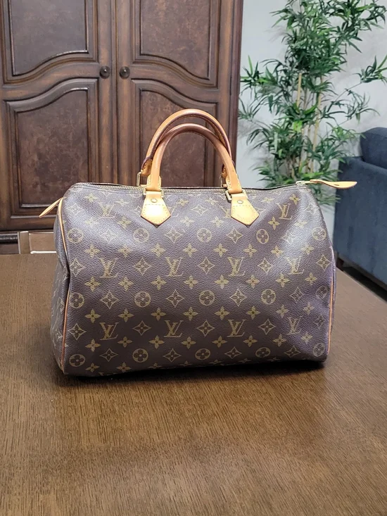 Louis Vuitton Brown Monogram Speedy 35 9.00Top-Handle Bag