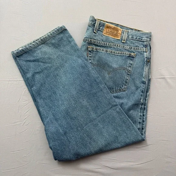 Levis 550 Relaxed Fit Jeans Men 46x30 Medium Wash Blue Denim Vintage 100% Cotton