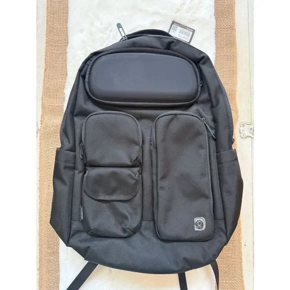 lululemon athletica Black Cruiser Multi-Pocket Everyday Backpack