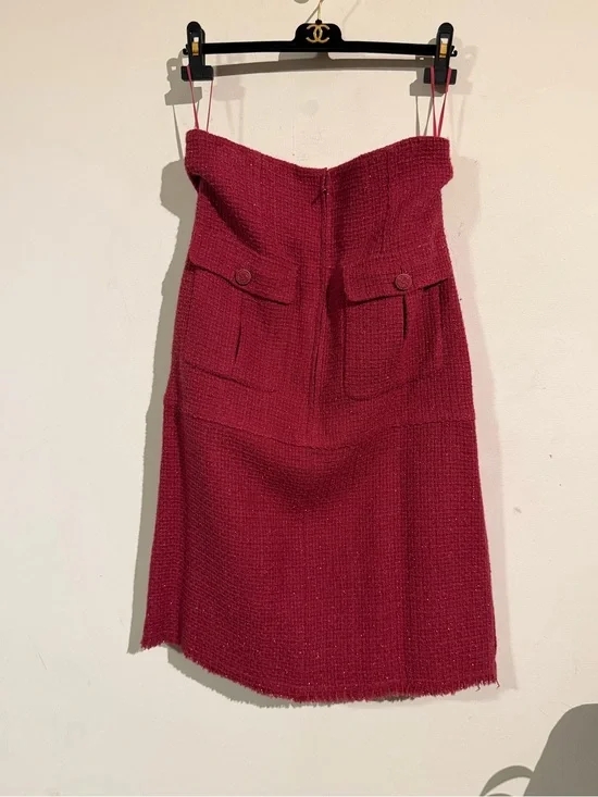 Chanel fuschia silver fantasy tweed skirt