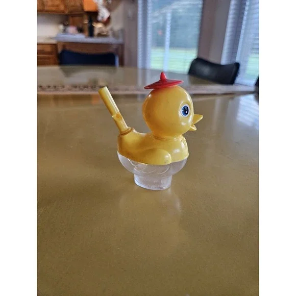 VINTAGE‎ PLASTIC SINGING CHICK A DEE WATER WHISTLE Yellow WITH Red HAT