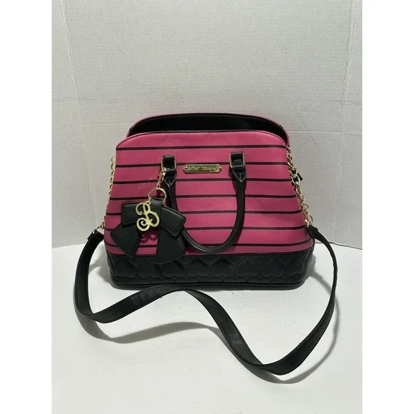 Betsey Johnson Pink Black Striped Heart Quilted Satchel Crossbody Bag‎ Bow Charm