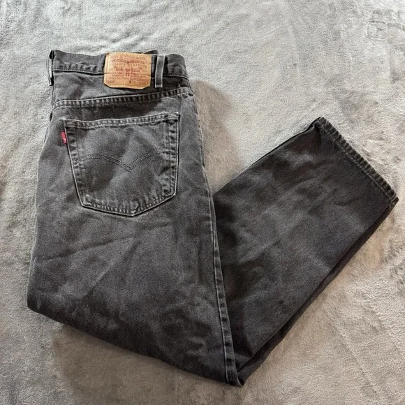 Vintage Levis 550 Mens 36x29 Black Denim Relax Tapered Jeans Red Tab Made In USA