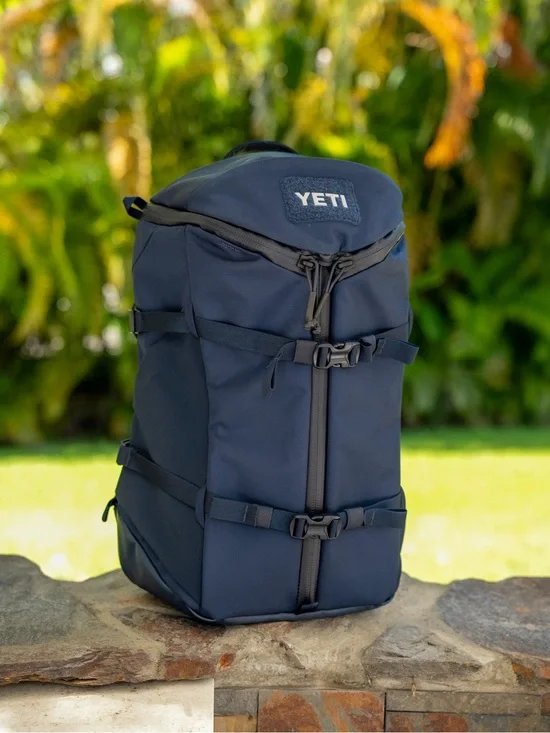 Yeti Ranchero 22L Navy Blue Outdoor Travel Backpack Mystery Ranch