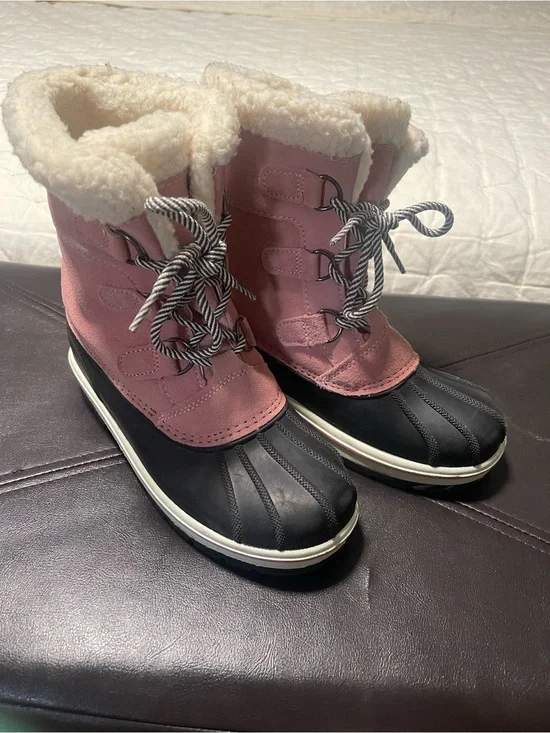 Target Pink and Black Girls' Insulated Winter Rain Boots with Faux Fur Cuff