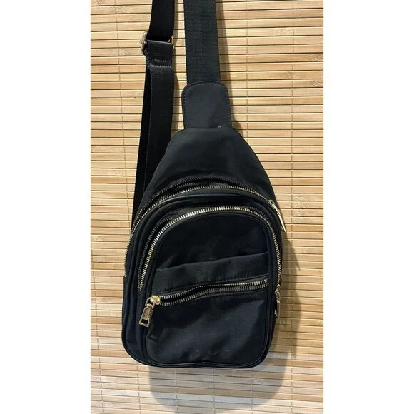 Black Sling Crossbody Backpack Bag Zip Closure Pockets Travel Backpack Purse