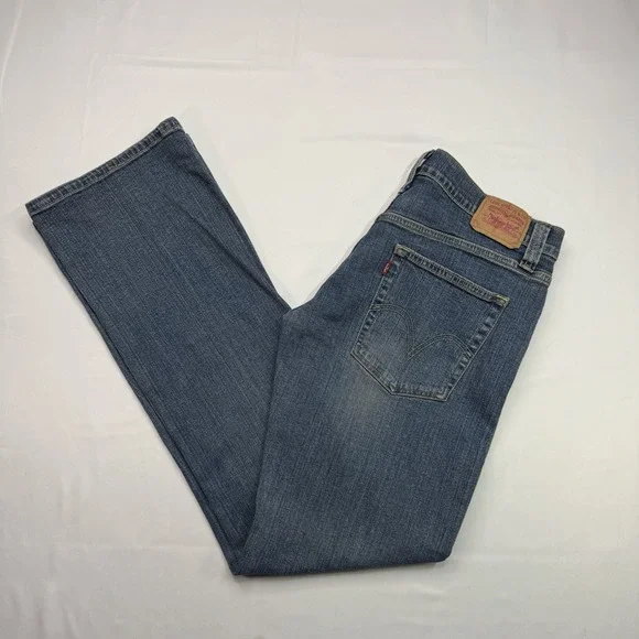 Levis Jeans Women's Suuch Boot Cut Low Rise‎ 32X33 3 Button Close 11L