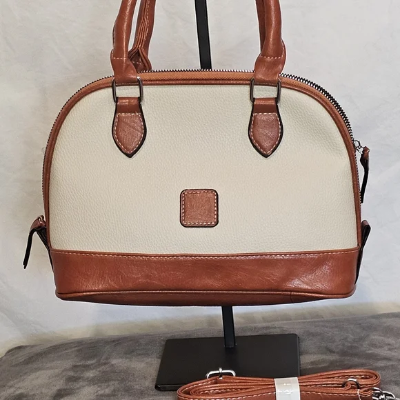 *NEW* Designer Inspired Chic Tan and Cream Satchel