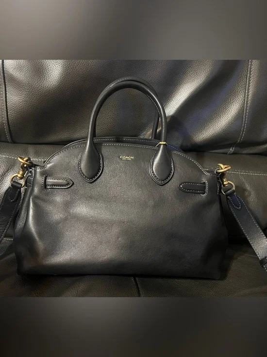Coach Black Empire 28