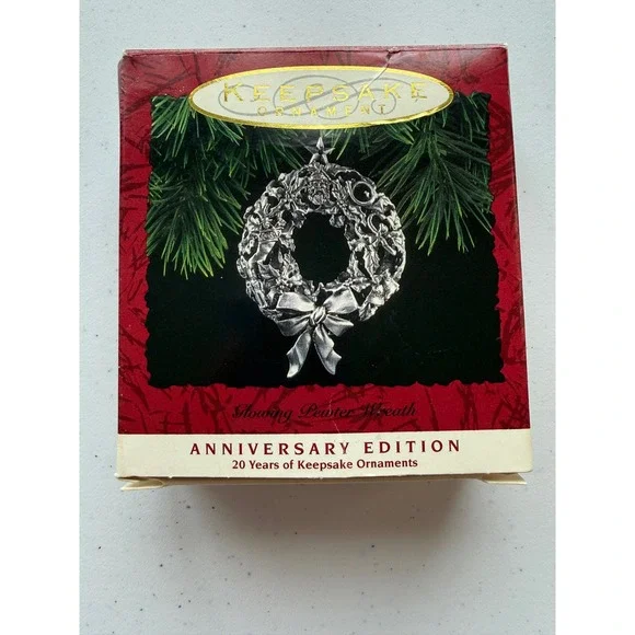 1993 Hallmark Glowing‎ Pewter Wreath 20th Anniversary Ornament Edition 1973-1993