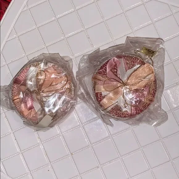 ❤️‎ 2 Vtg Enesco pink drum ornaments in packages