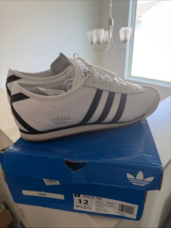 adidas White & Black Italia Men’s Sneakers