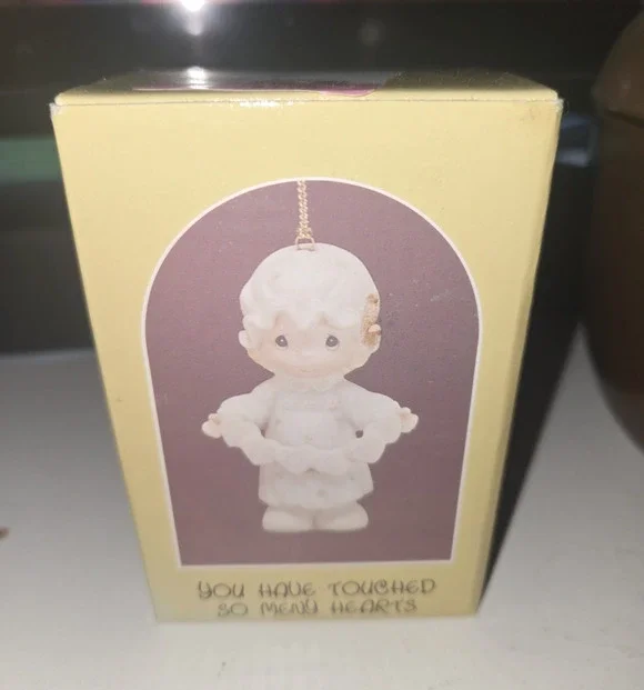 Precious Moments Porcelain Angel Christmas Ornament Boxed 1987 MPN 112356
