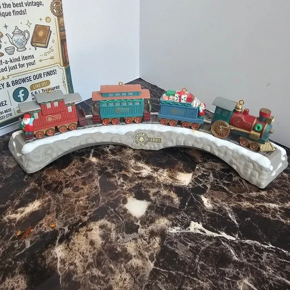 Vintage 1991 Hallmark Claus & Co RR Train Ornament Set with Snowy Track Display