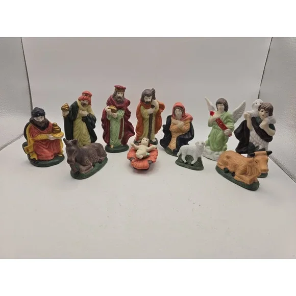 Vintage Christmas  Porcelain Nativity Scene 11 Piece