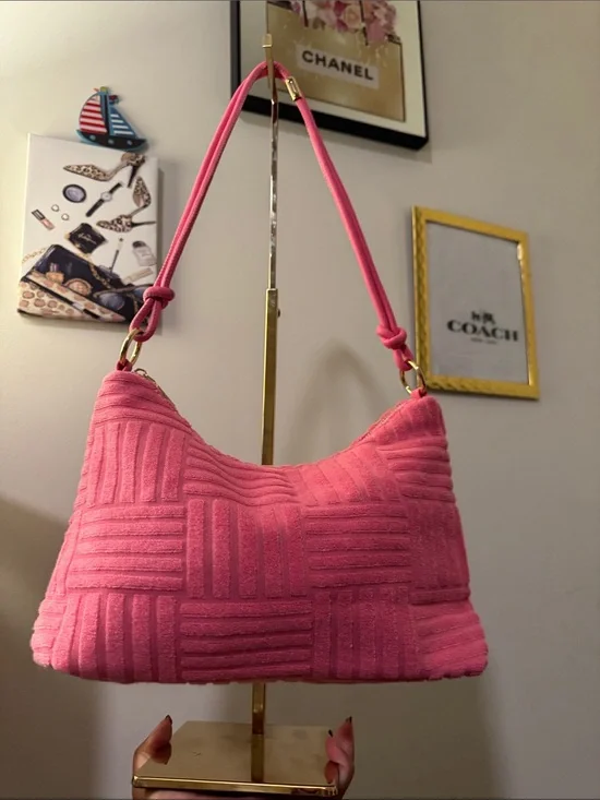 Source Unknown Pink Textured Shoulder Bag