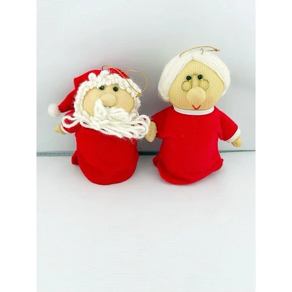 Vintage Avon 1984 Santa & Mrs Claus Soft Sculpture Ornaments 4.5