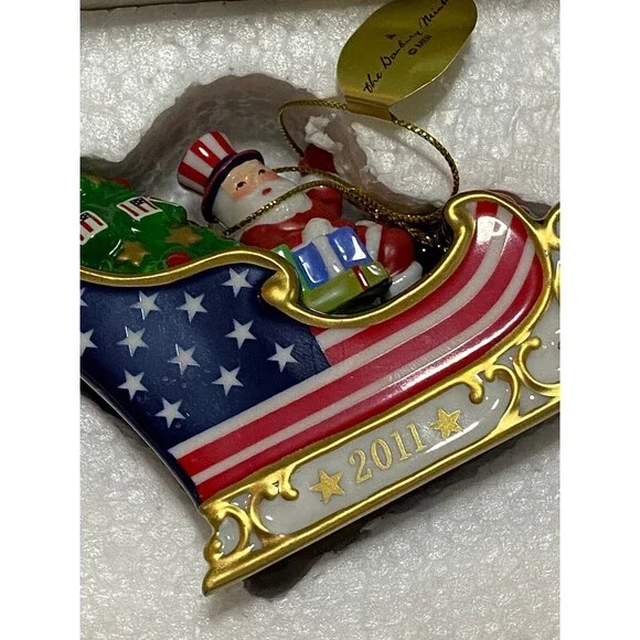 Danbury Mint Stars & Stripes Sleigh Santa's Midnight Ride 2011 Annual Ornament