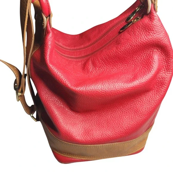 Valentina Red Pebbled Leather Hobo Shoulder Bag Tan Gold Hardware Italian READ