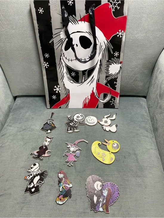 Nightmare Before Christmas Wooden Ornaments NWOT 9 piece and Gift Bag
