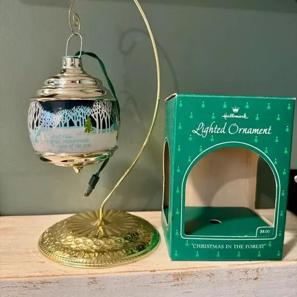 1984 Hallmark Christmas in the Forest Lighted Vintage Keepsake Ornament | 80s