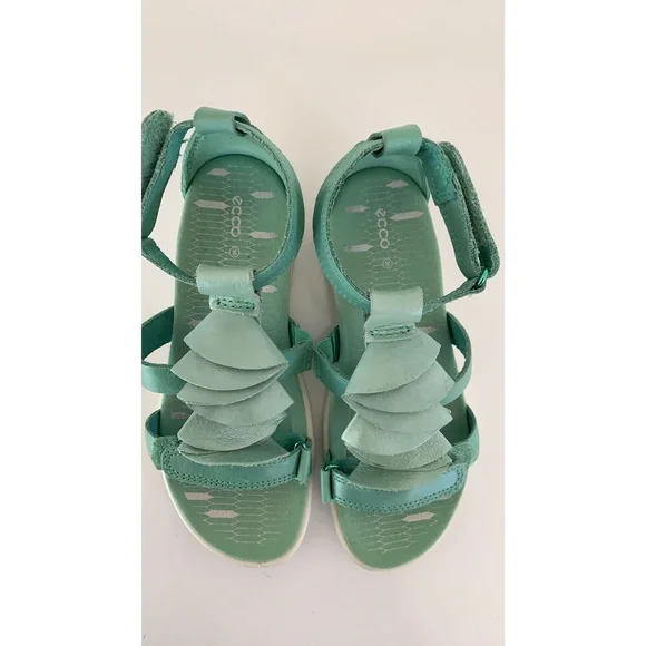 Sandals Girls' Green