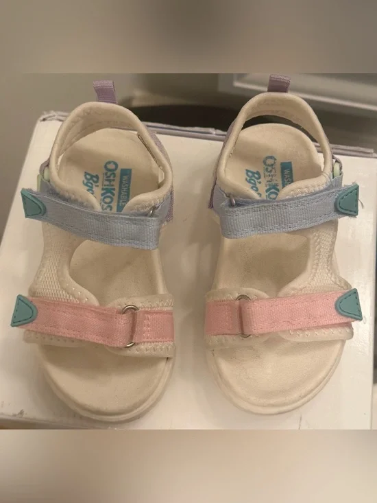 OshKosh B'gosh Pastel Strap Sandals in Pink & Light Blue size 7